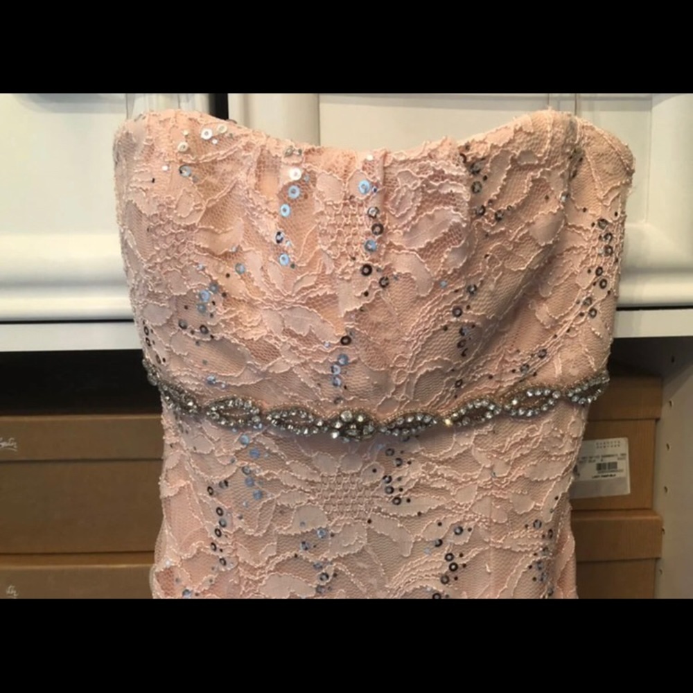 Gown - Picture 3 of 5